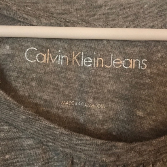 Calvin Klein top - Picture 3 of 4